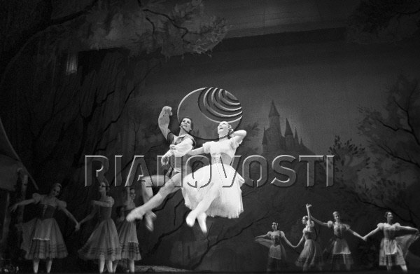 Татьяна Таякина и Валерий Ковтун в балете