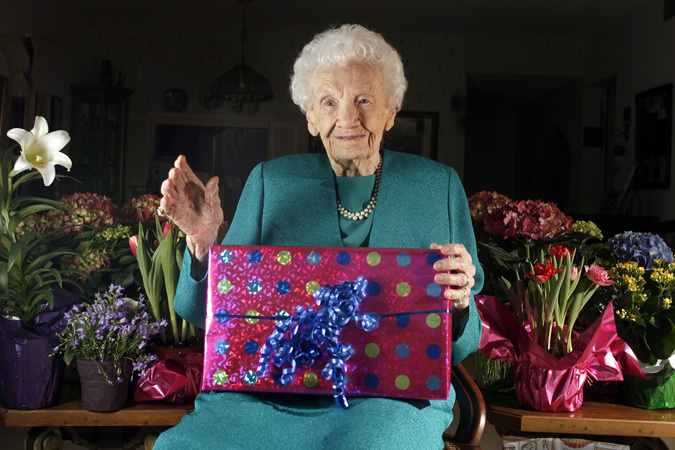 Элси Томпсон