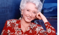 Селеста Холм